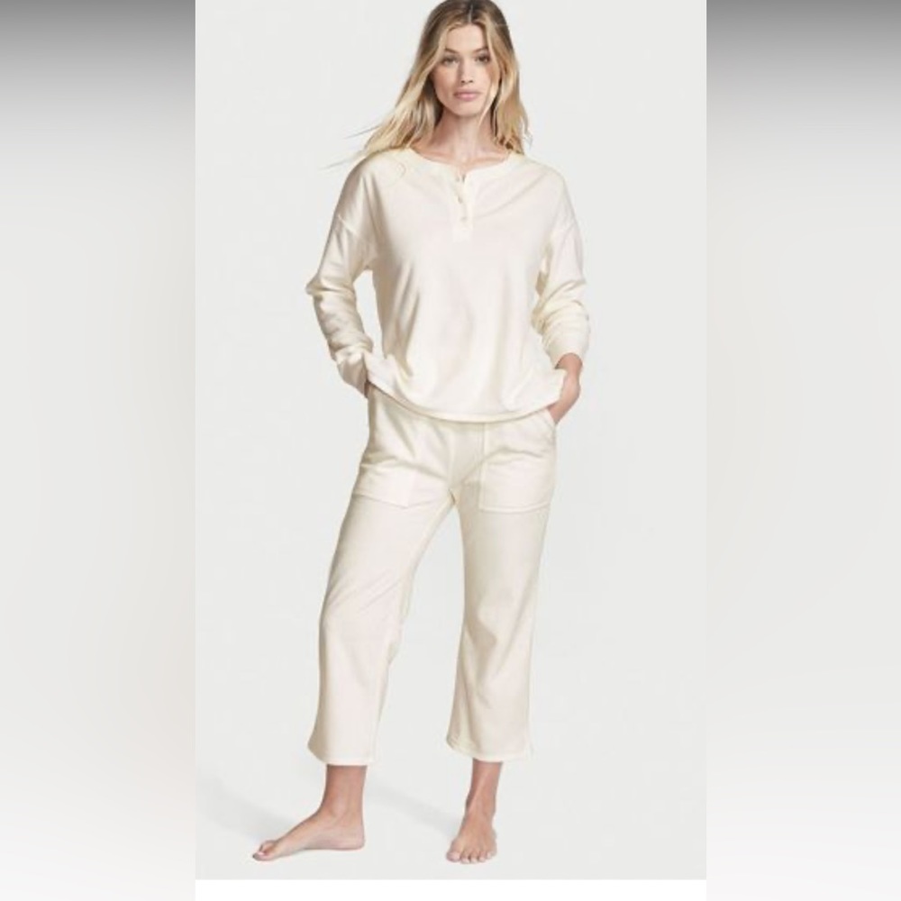 Victoria Secret Cozy Fleece Henley Long Pyjama Set